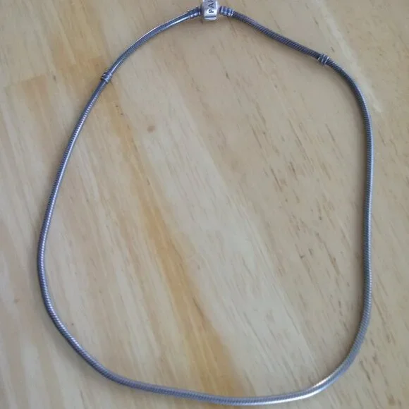 PANDORA Retired oxidized Silver Barrel Clasp Choker Necklace 20" - Picture 5 of 6